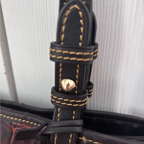 Dooney & Bourke Burgundy Croc-Embossed Shoulder Bag Set - Picture 15 of 16